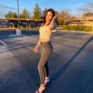 Meet your Posher, Jade